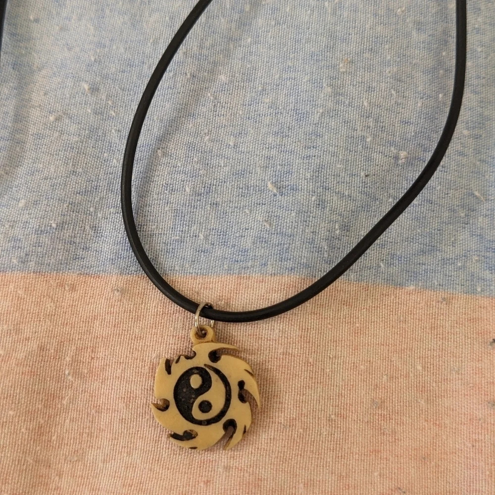 2-Pack Necklaces - Picture 4 of 6